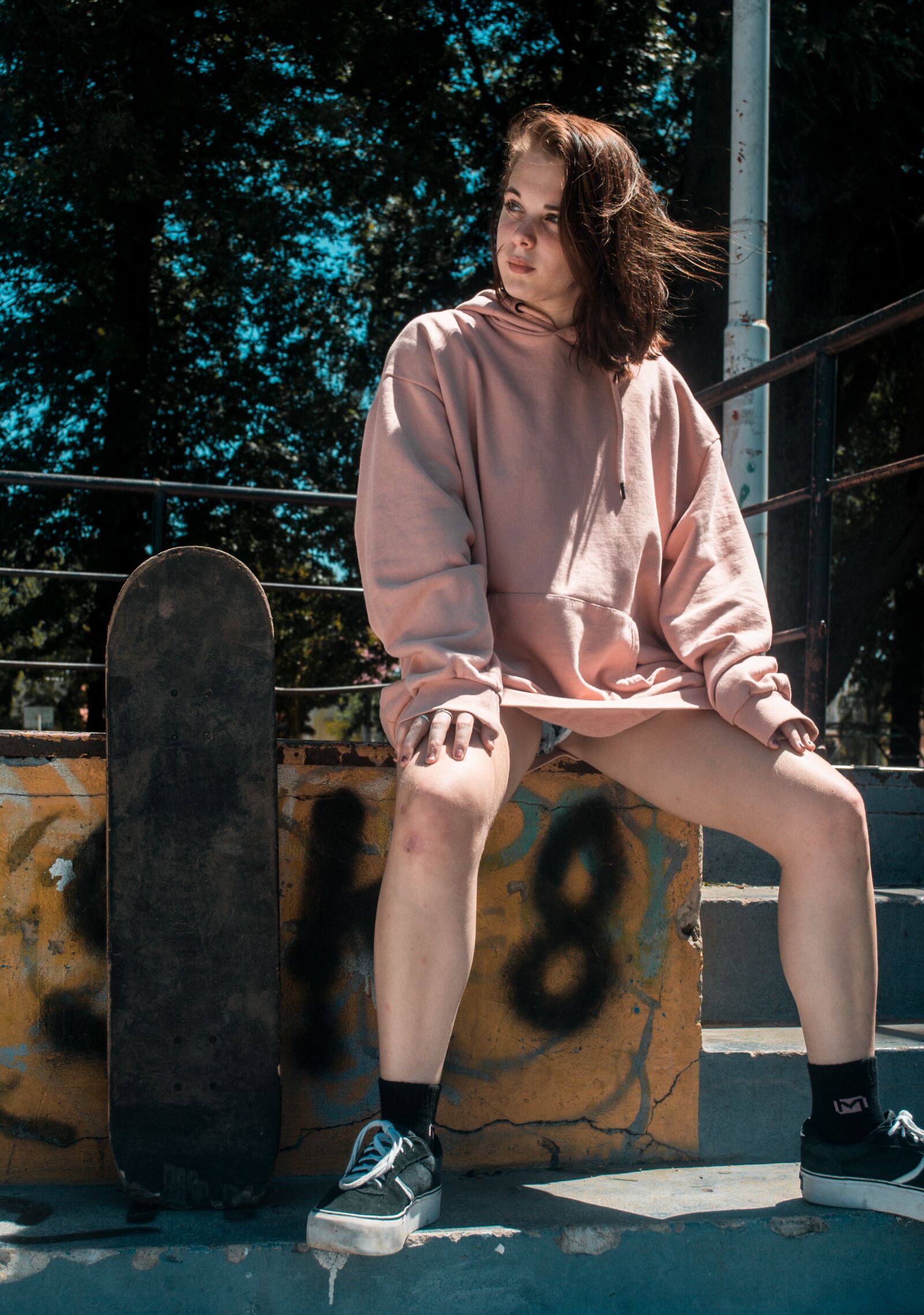 Nikon D3100 sample photo. Girl, urban, fashion photography