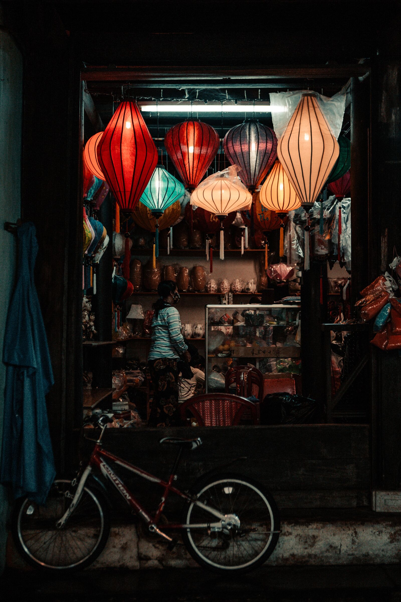 Canon EOS 5D Mark III sample photo. The lantern, hoi an photography