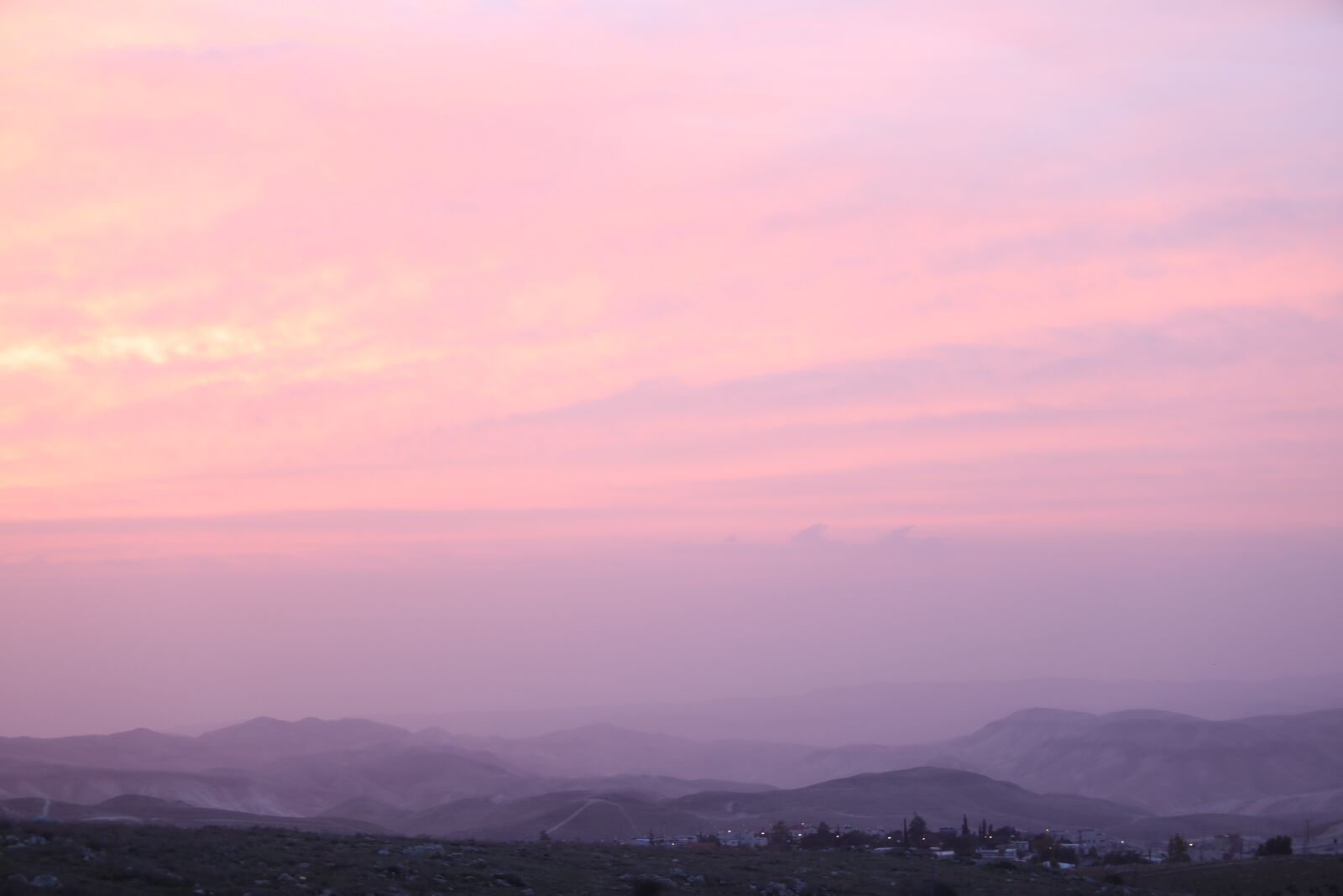 Canon EF 70-200mm F2.8L USM sample photo. Sunset, red, sky photography