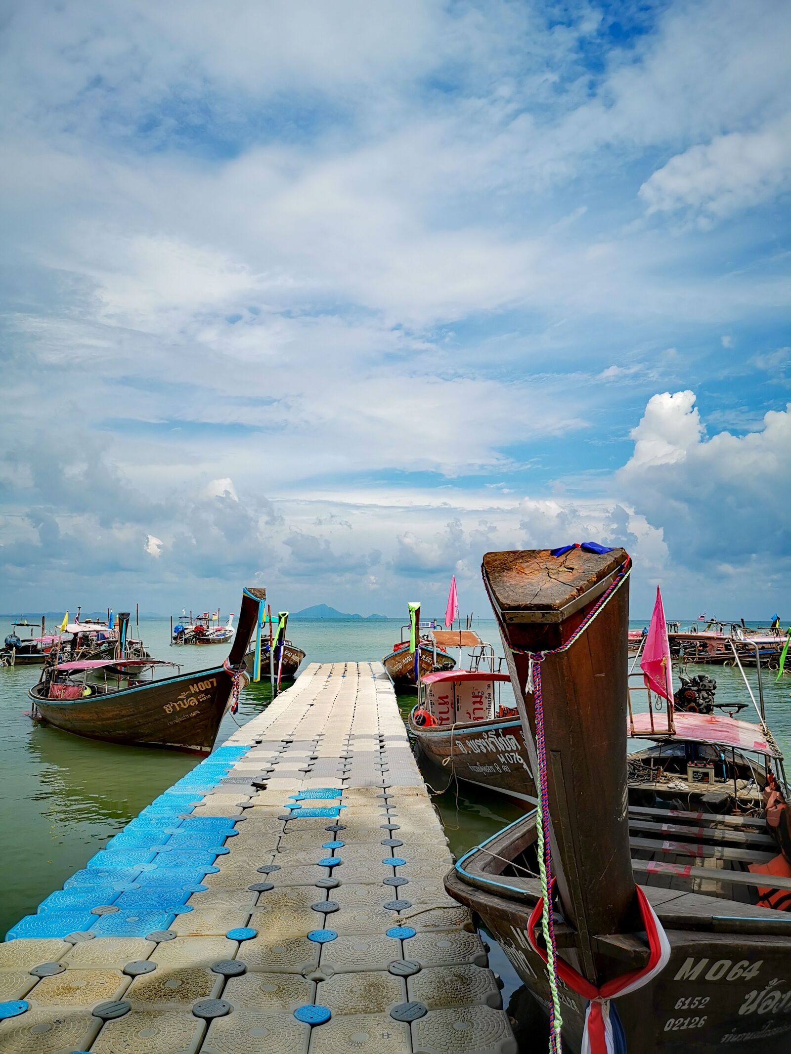 HUAWEI LYA-L29 sample photo. Castaway, ship, boat photography