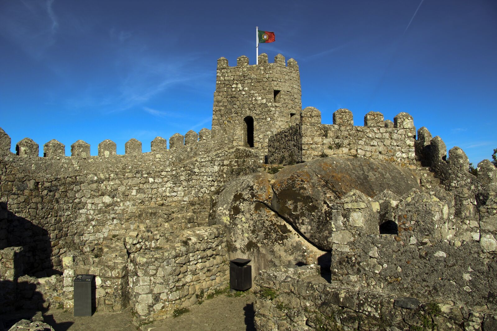 Canon EF-S 17-85mm F4-5.6 IS USM sample photo. Travel, sintra, history photography