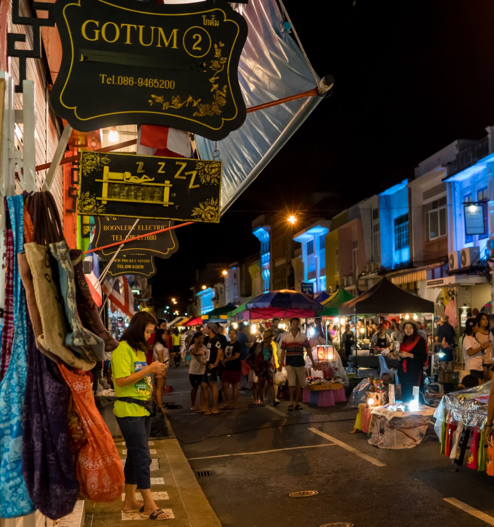 Sony a7R II + Sony FE 24-240mm F3.5-6.3 OSS sample photo. Phuket, thailand, night photography photography