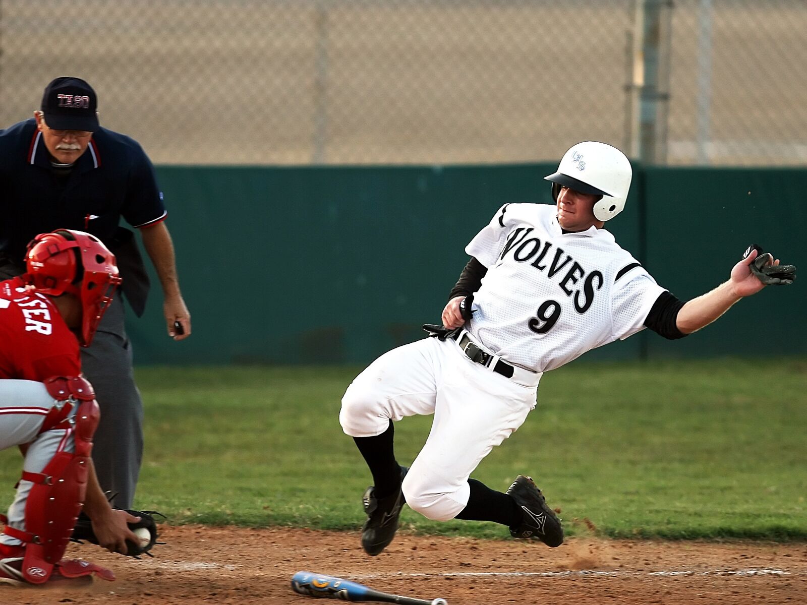 Canon EOS 20D sample photo. Baseball, baseball game, slide photography