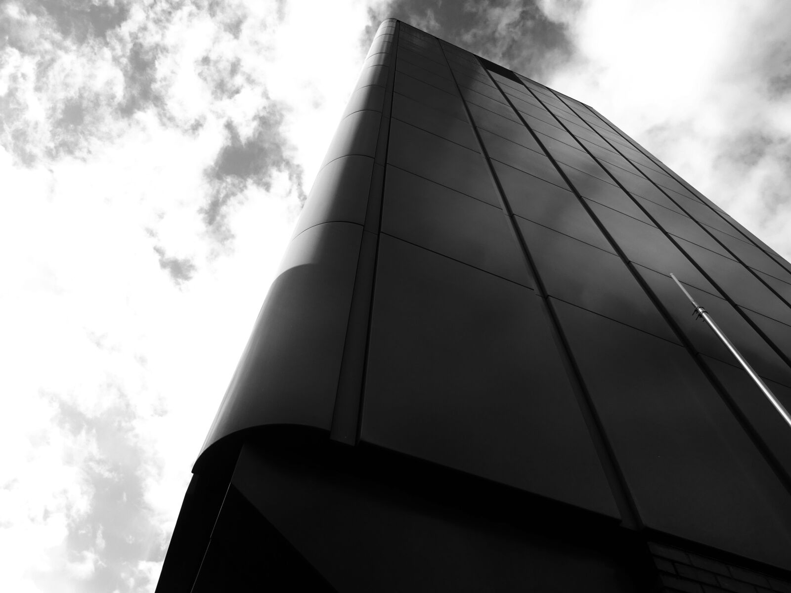 Sony DSC-HX60 sample photo. Architecture, black, and, white photography