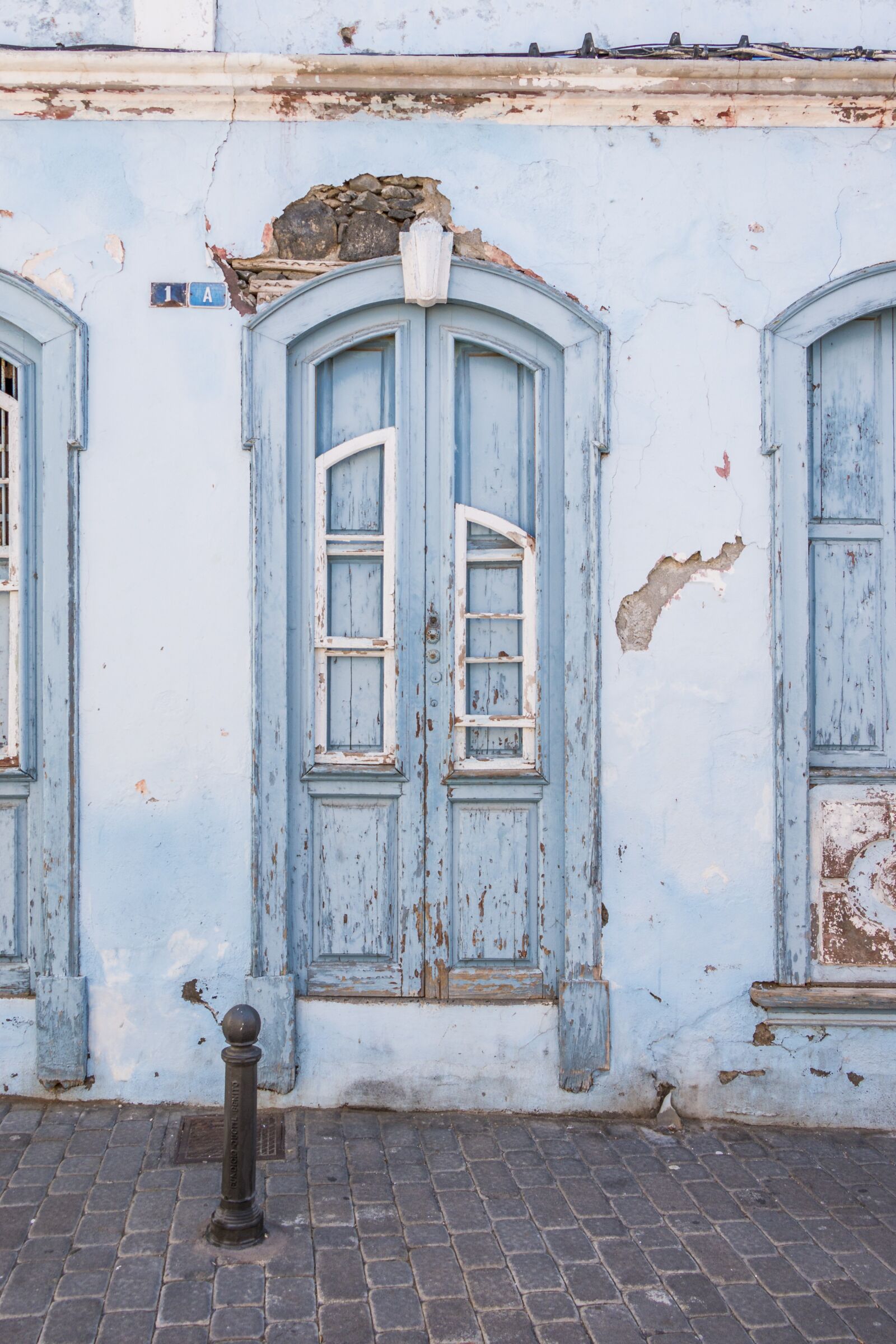 Canon EOS 70D sample photo. Door, goal, old door photography
