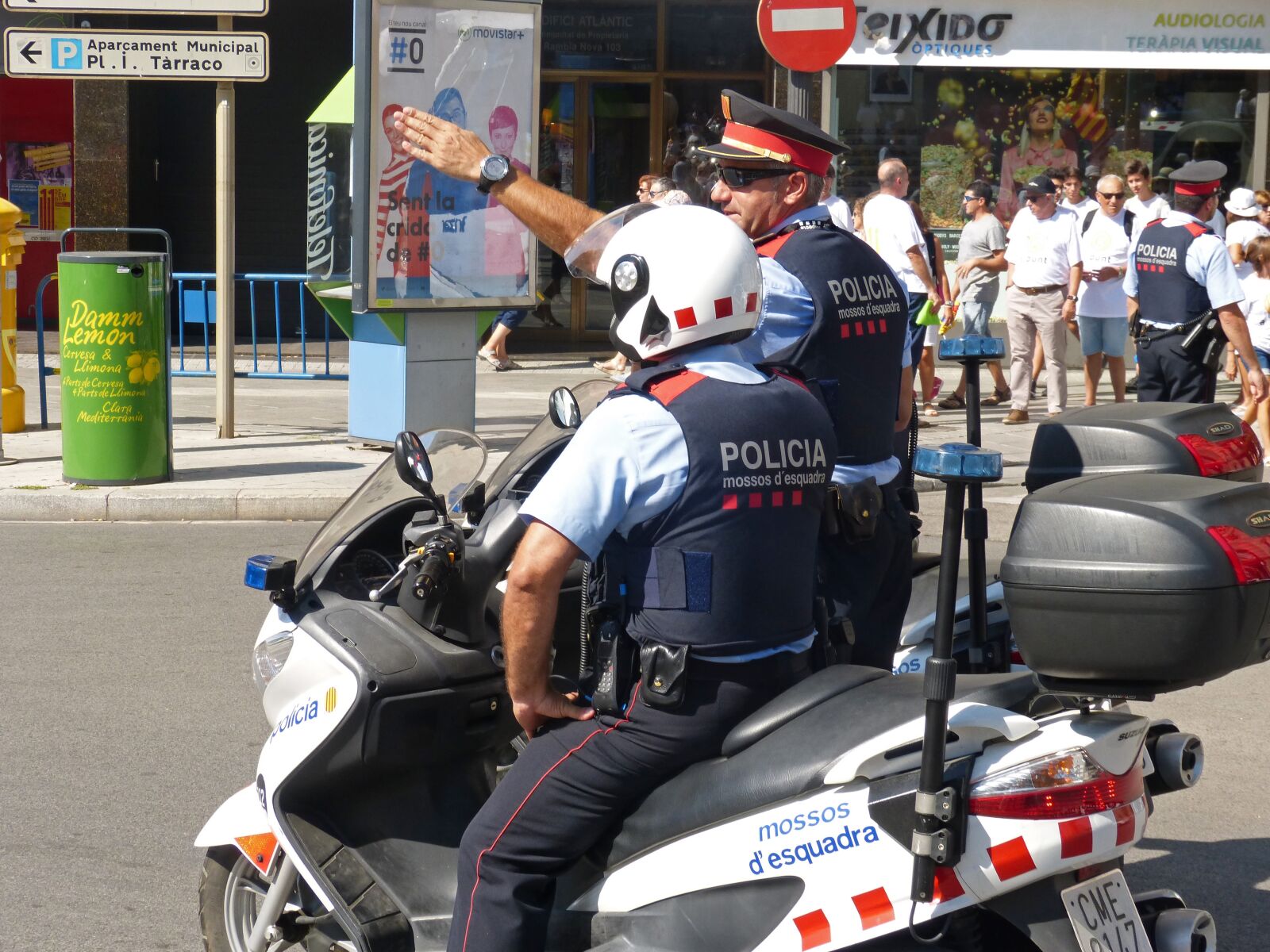 Panasonic DMC-FZ62 sample photo. Police, indications, motorcycle photography