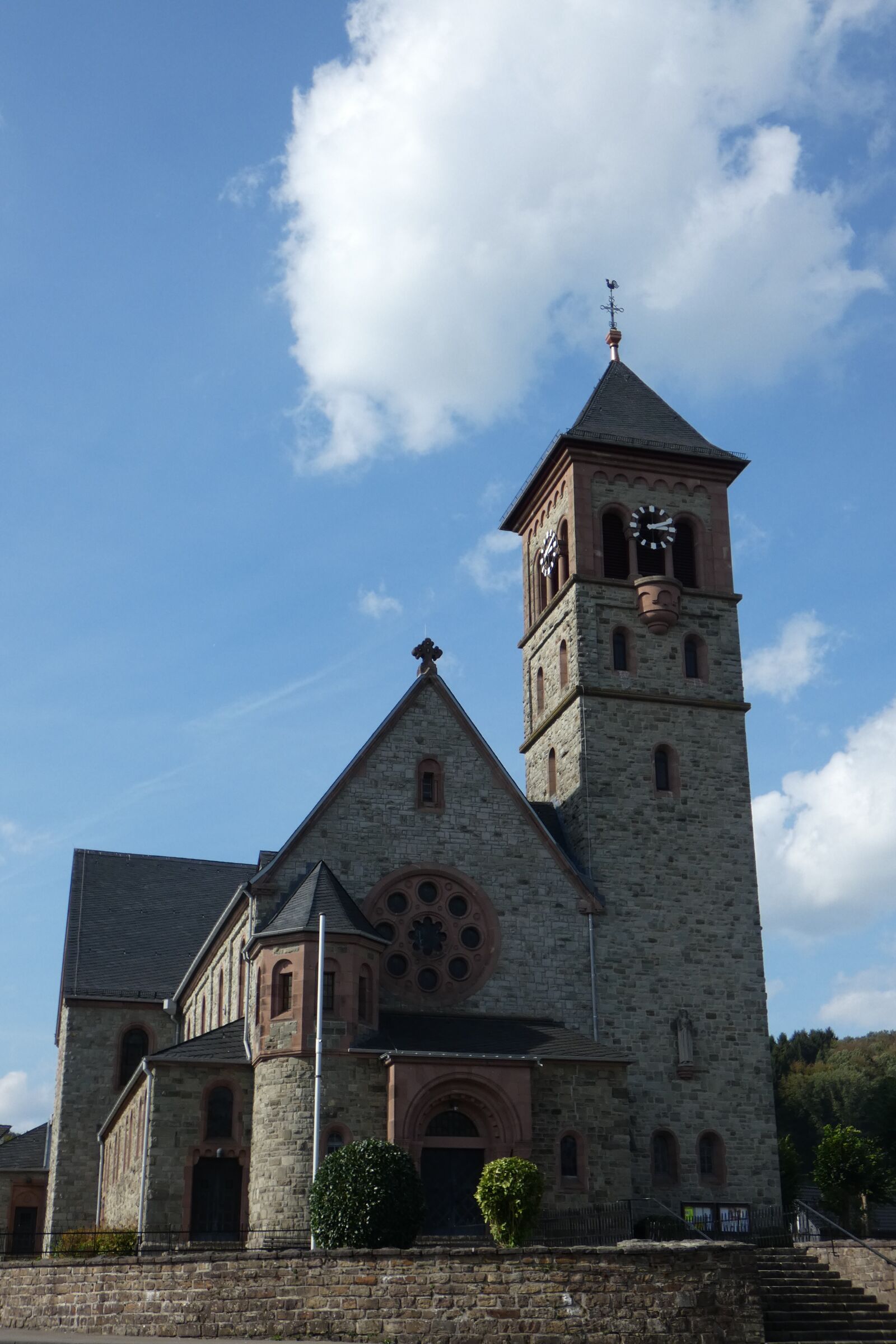 Panasonic DC-FZ83 sample photo. Church, germany, bergisches land photography