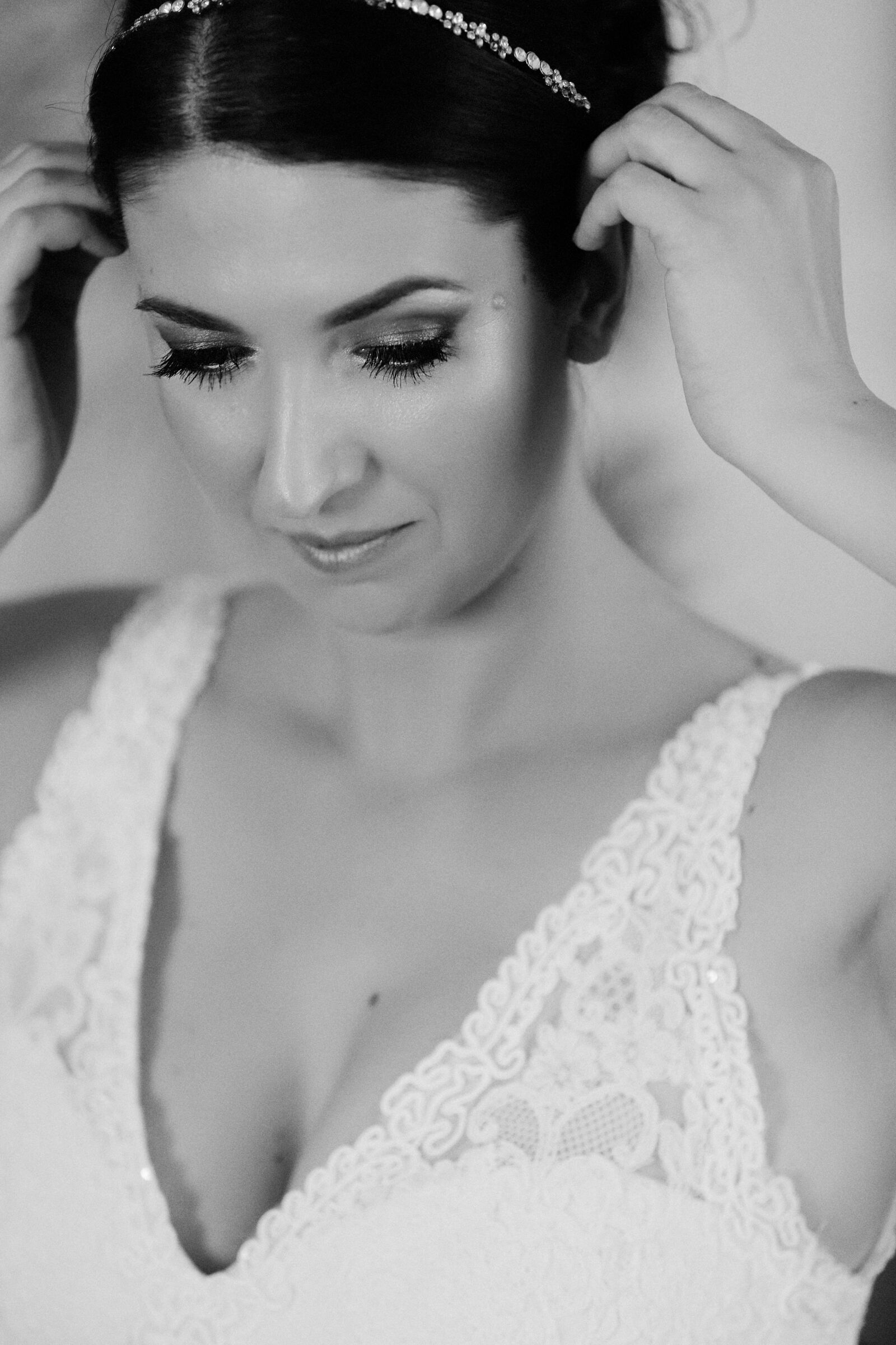 Canon EOS 5D Mark III sample photo. Hairstyle, bride, gorgeous, eyelashes photography