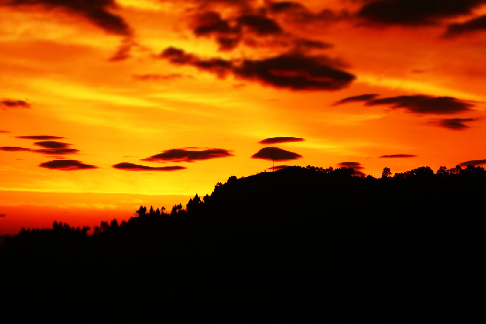 Canon EOS 760D (EOS Rebel T6s / EOS 8000D) sample photo. Sunglow, morning glow, sky photography