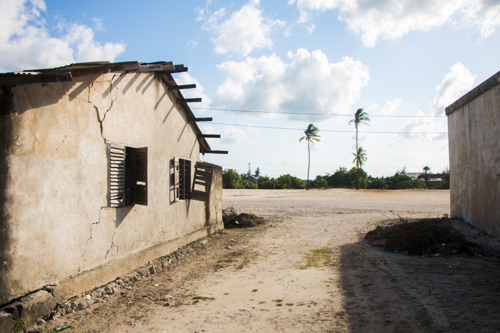 Canon EOS 70D sample photo. Zanzibar, house, street photography