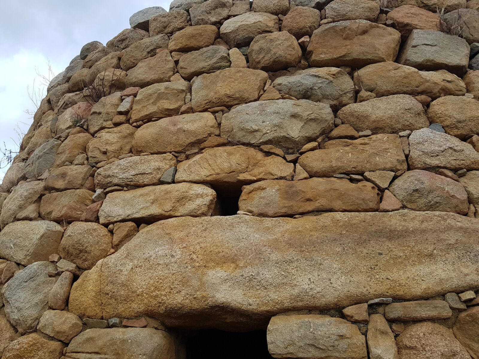 Samsung Galaxy S8 sample photo. Sardegna, nuraghe, cultura photography