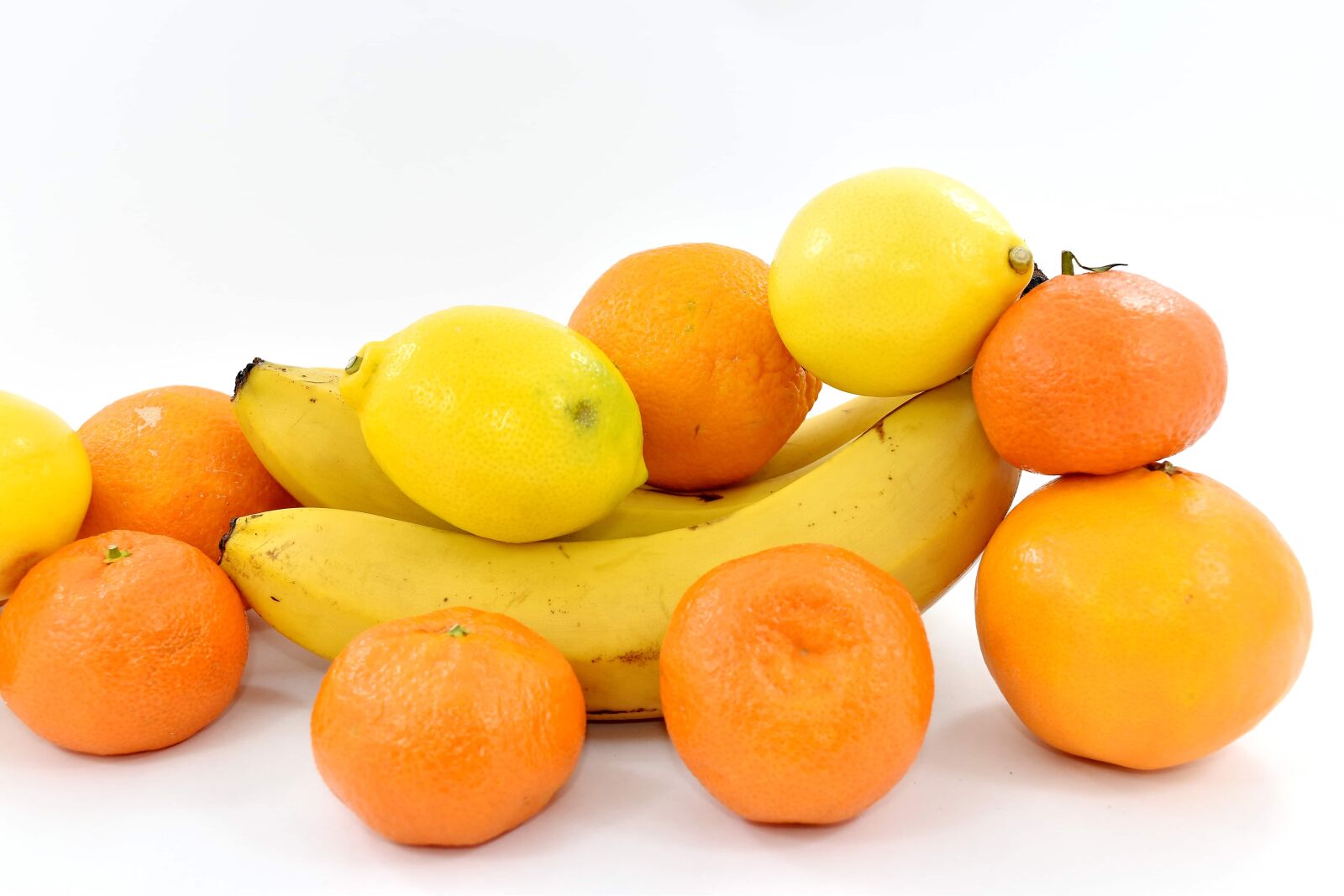 Nikon D5500 sample photo. Banana, fruit, oranges, tropical photography