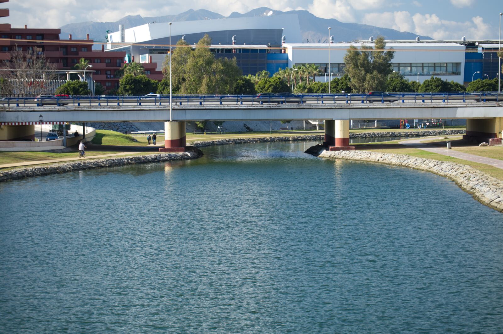 Fujifilm X-A2 + Fujifilm XC 50-230mm F4.5-6.7 OIS II sample photo. Bridge, landscape, spain photography