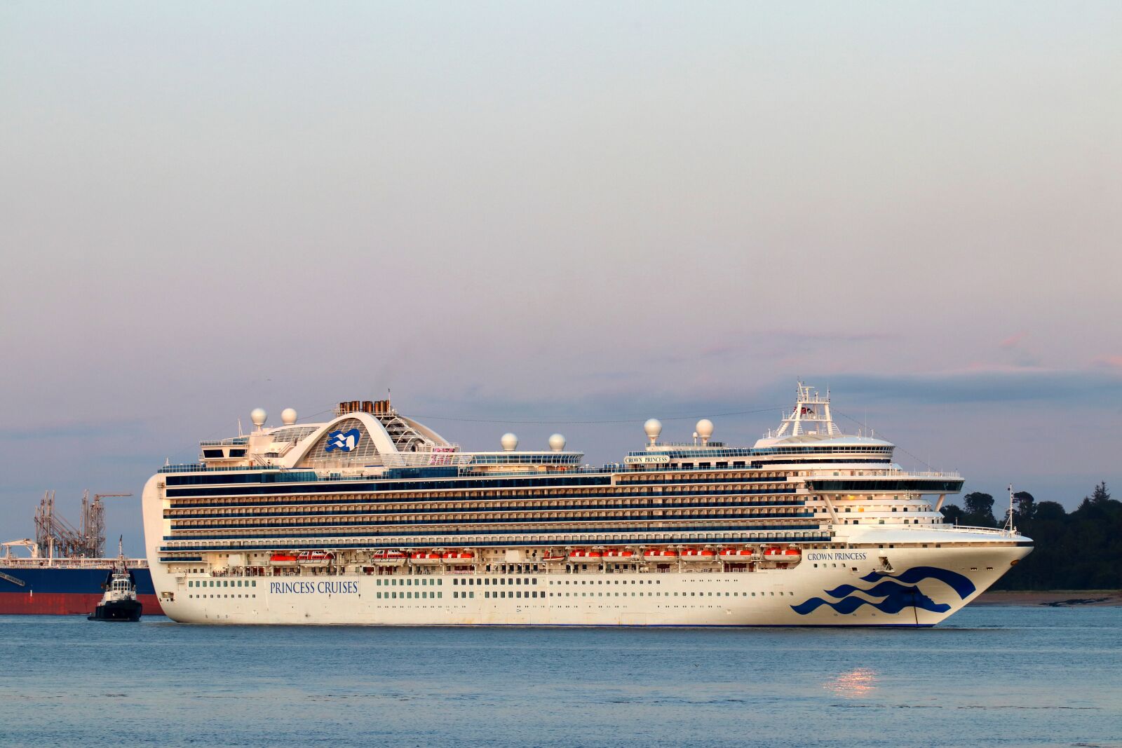 Canon EOS 80D sample photo. Cruise ship, holiday, travel photography