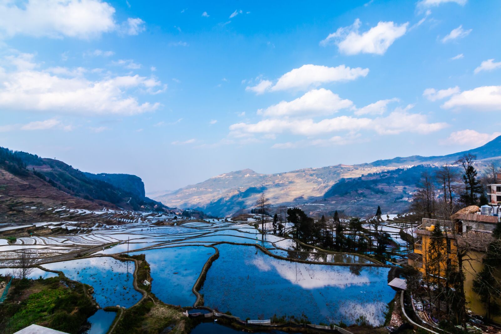 Canon EOS 70D + Canon EF-S 10-18mm F4.5–5.6 IS STM sample photo. China, yunnan, mountain photography