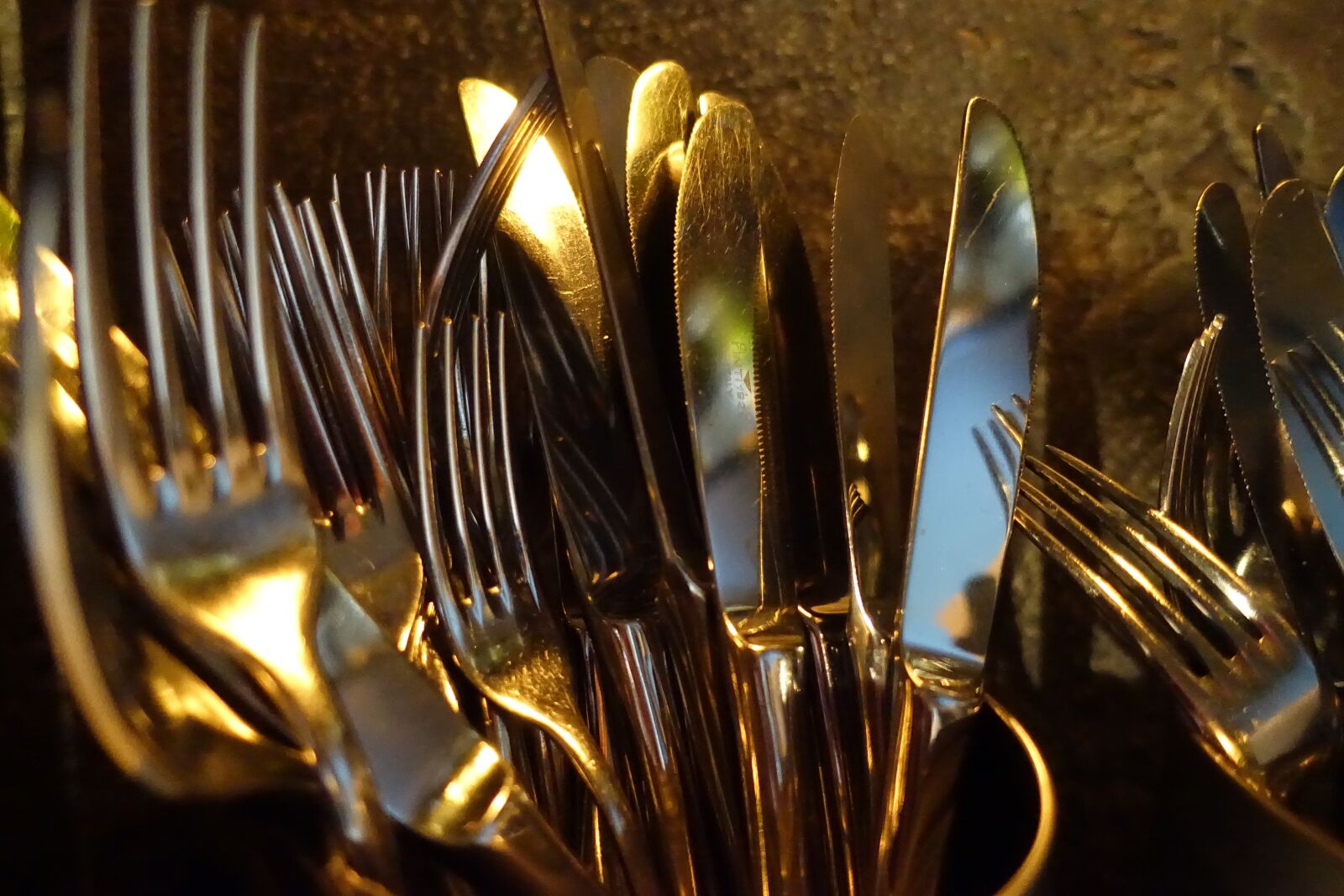 Sony Cyber-shot DSC-RX100 III sample photo. Cutlery, forks, knives photography