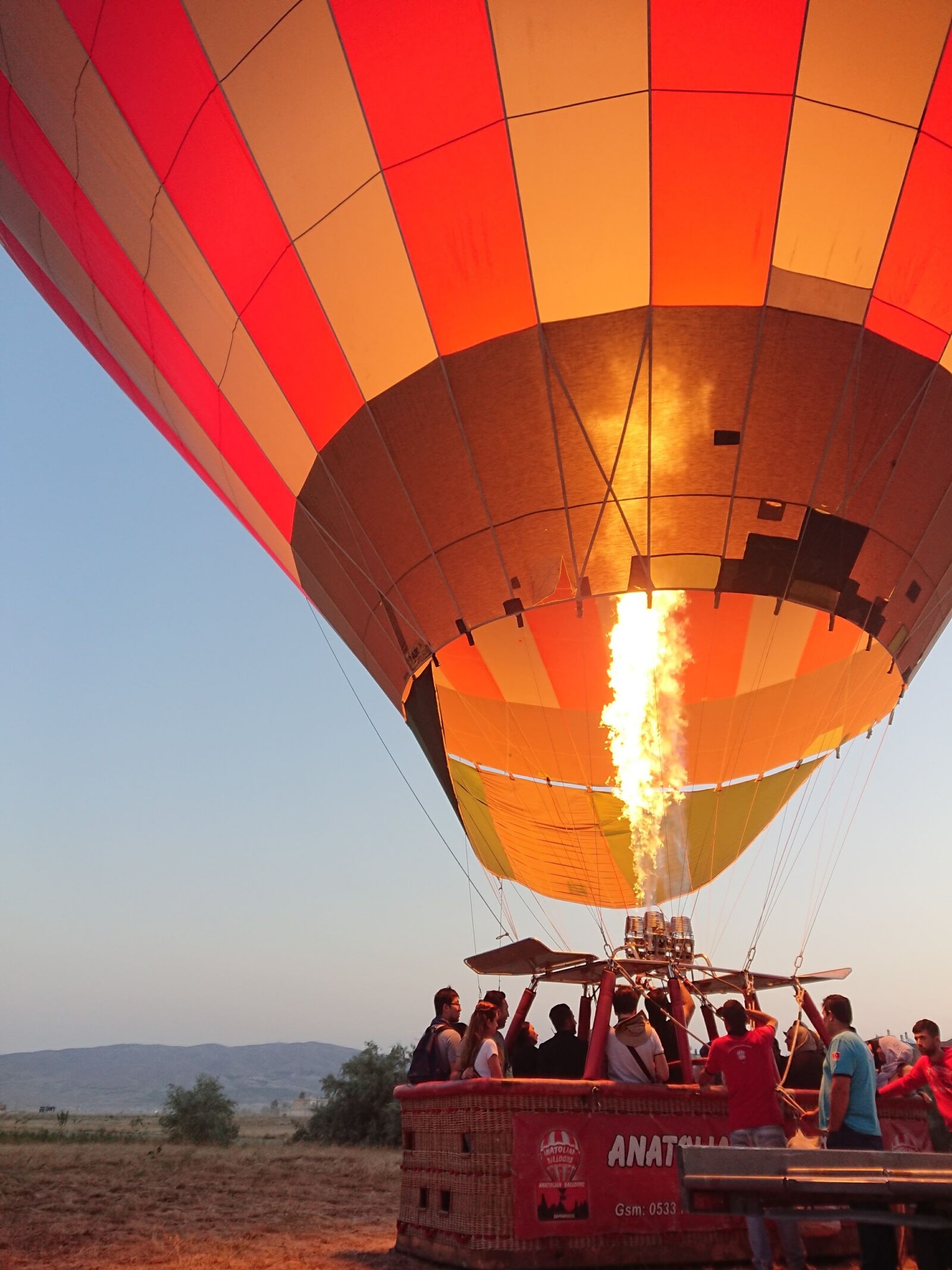 Sony Xperia XZ Premium sample photo. Balloon, hot air balloon photography