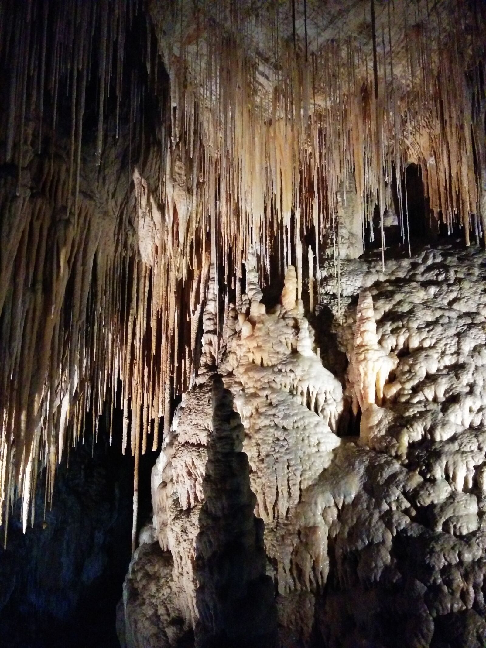 LG Nexus 5 sample photo. Stalactite, stalagmite, cave photography