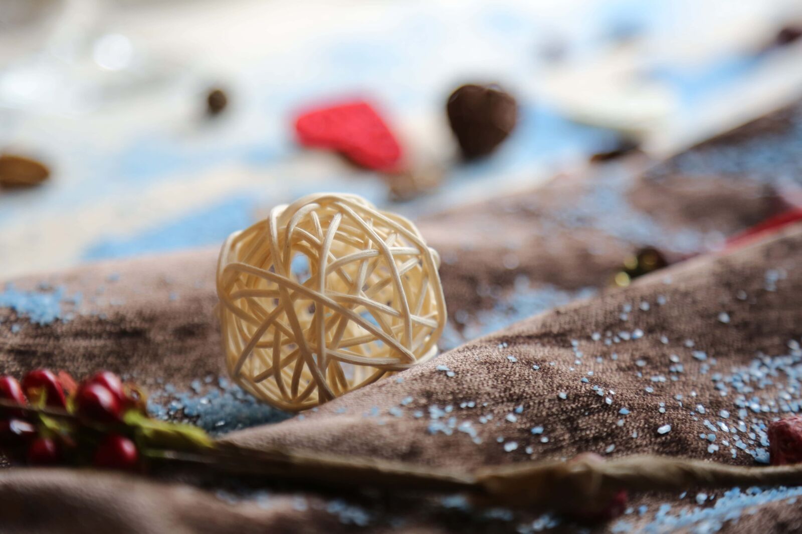 Canon EOS 5D Mark III sample photo. Round, shape, decorative, still photography