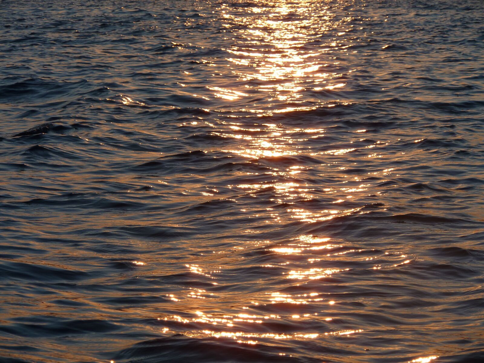 Panasonic Lumix DMC-ZS5 (Lumix DMC-TZ8) sample photo. Sea, sunset, atmosphere photography
