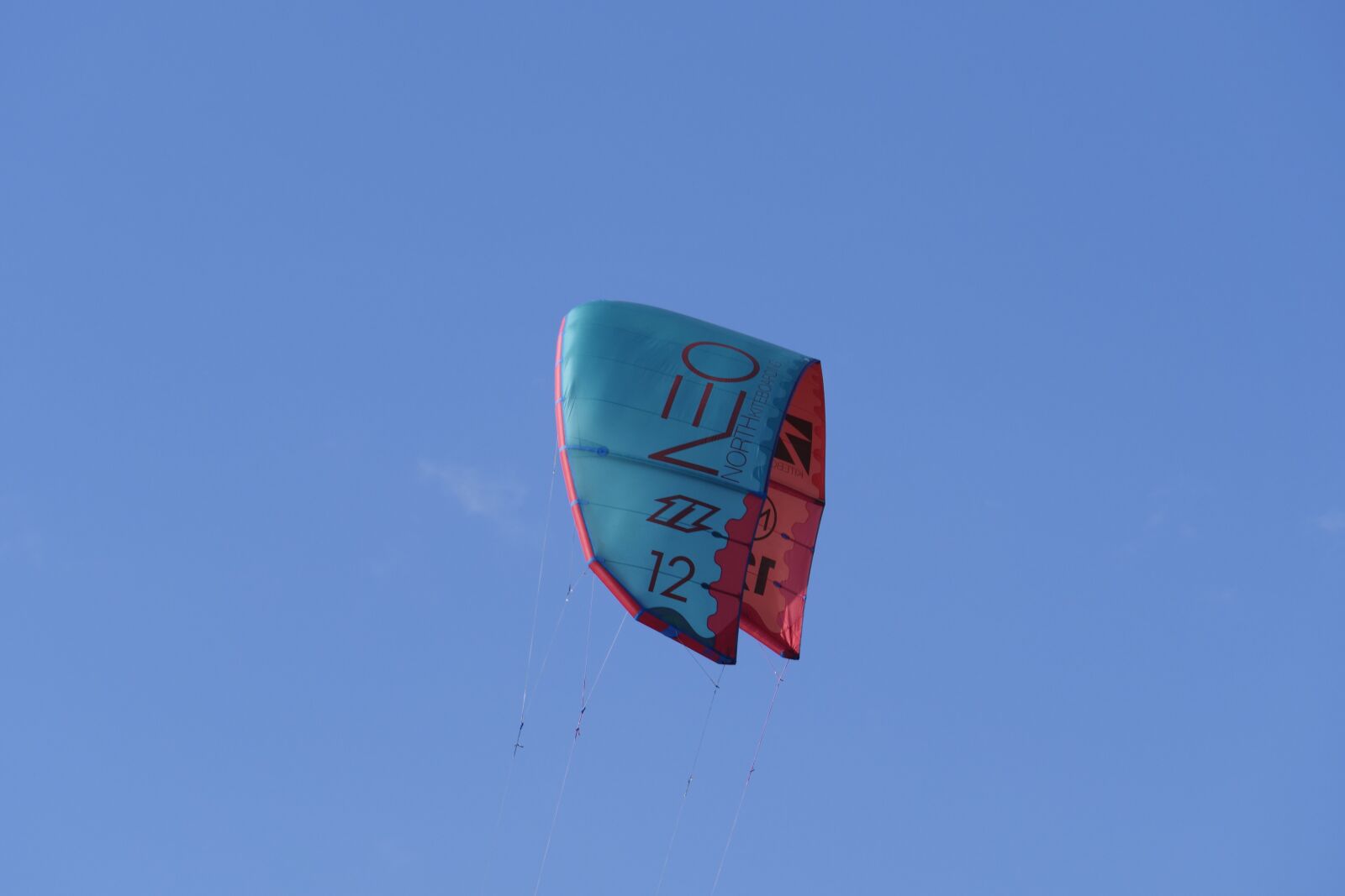 Panasonic Lumix DC-G9 sample photo. Sky, air, kite photography