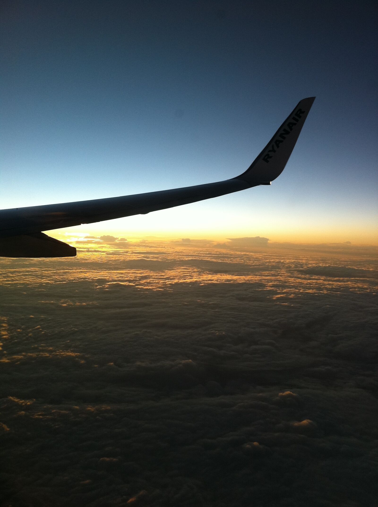 Apple iPhone 4 sample photo. Aircraft, view, worth photography