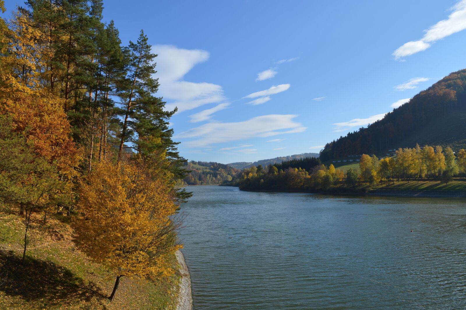 Nikon D3200 sample photo. Water, autumn, nature photography