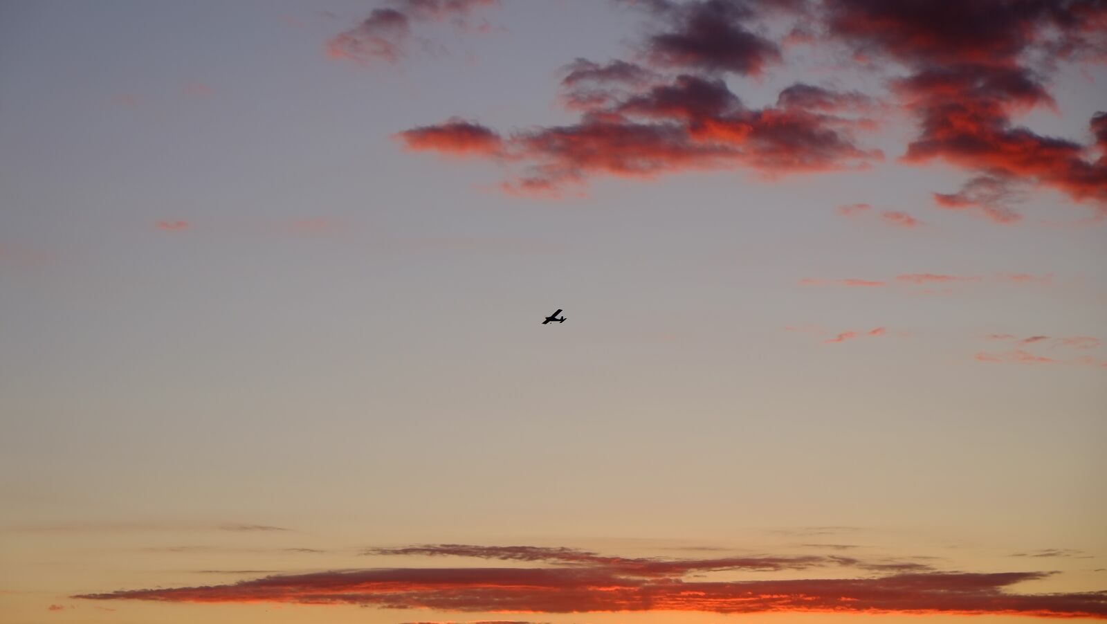 Fujifilm X-Pro1 sample photo. Sky, sunset, romantic photography