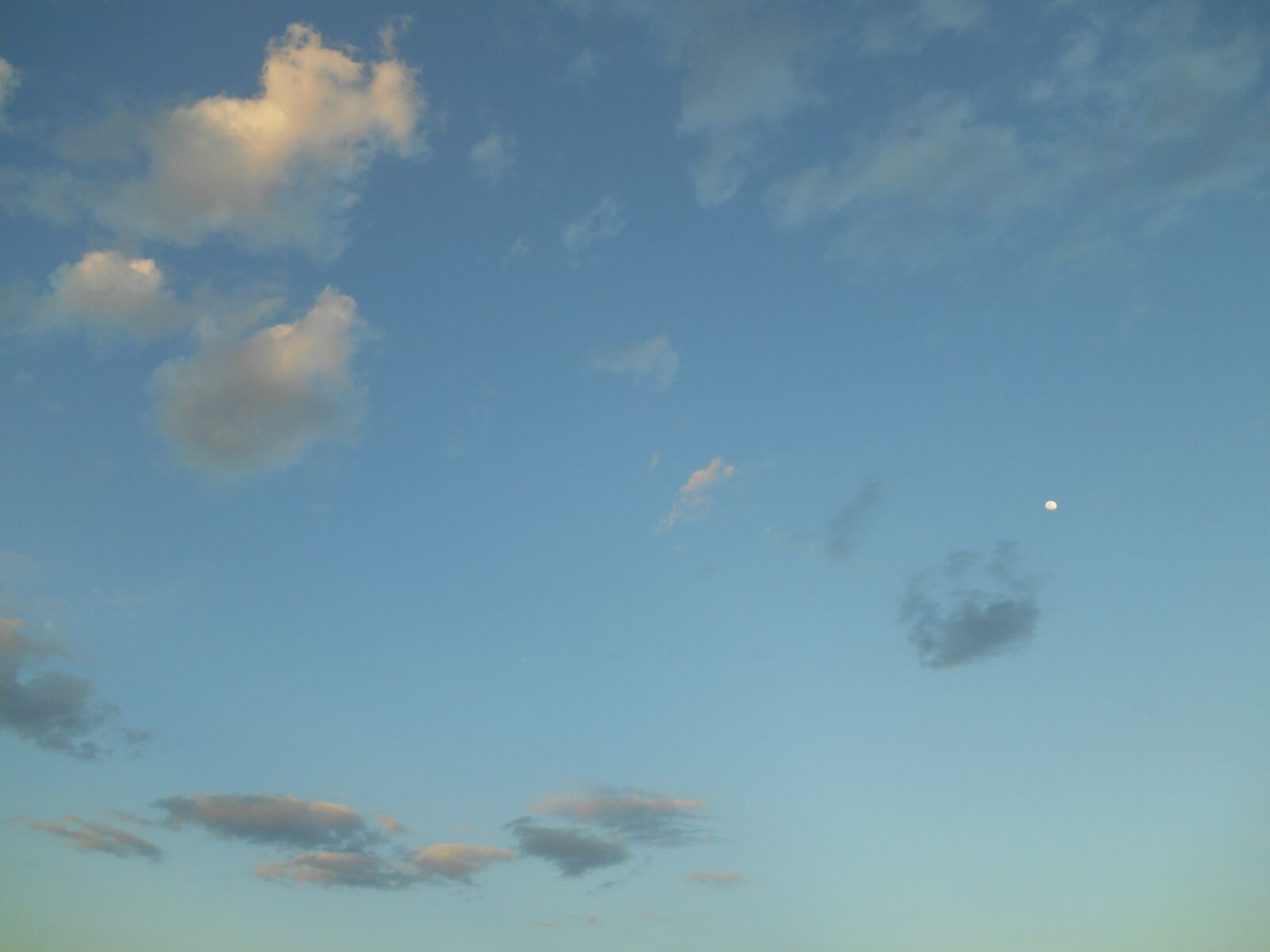 Nikon Coolpix S3500 sample photo. Sky, clouds, time photography