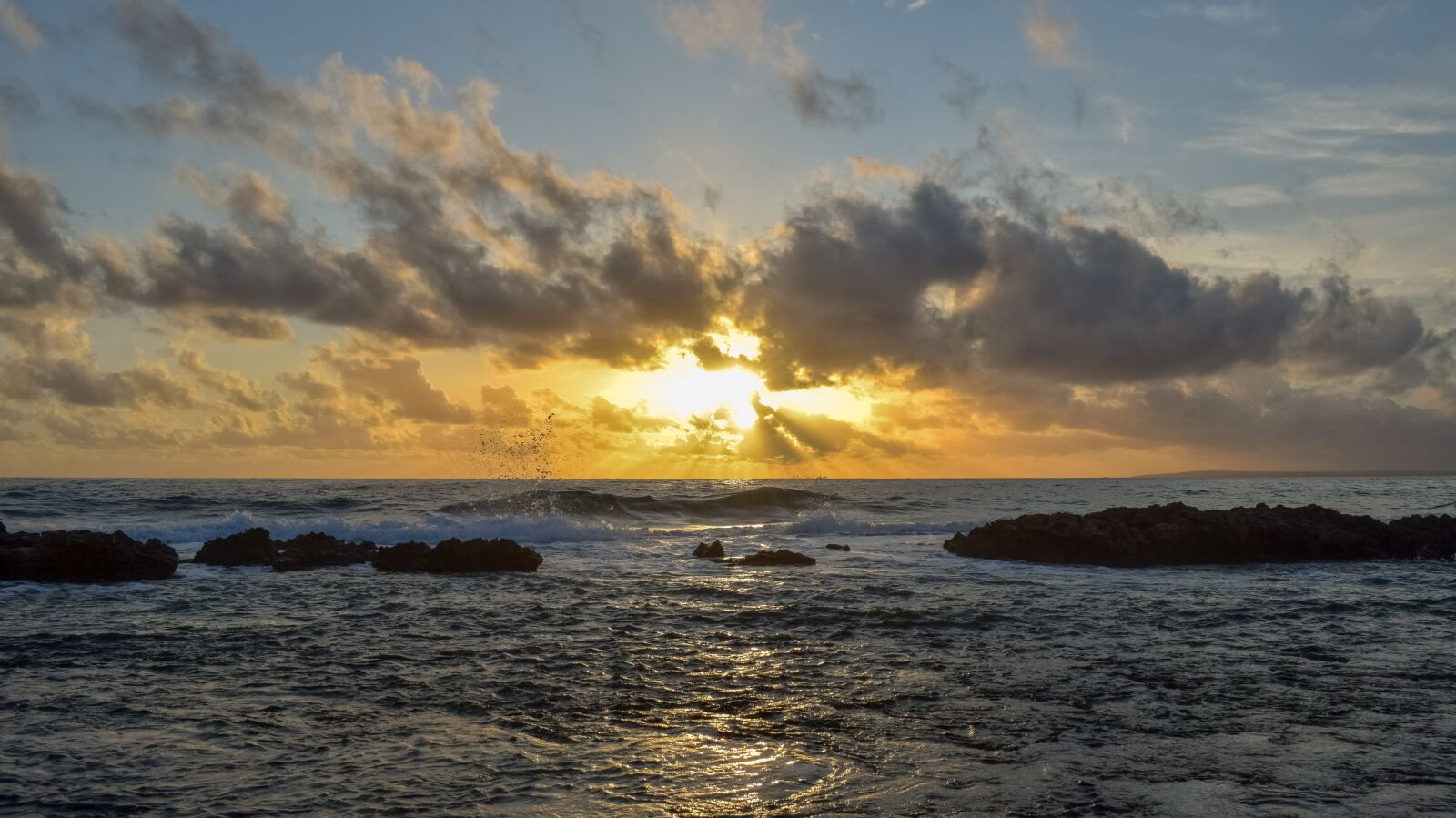 Nikon D3300 sample photo. Rocky coast, sea, waves photography