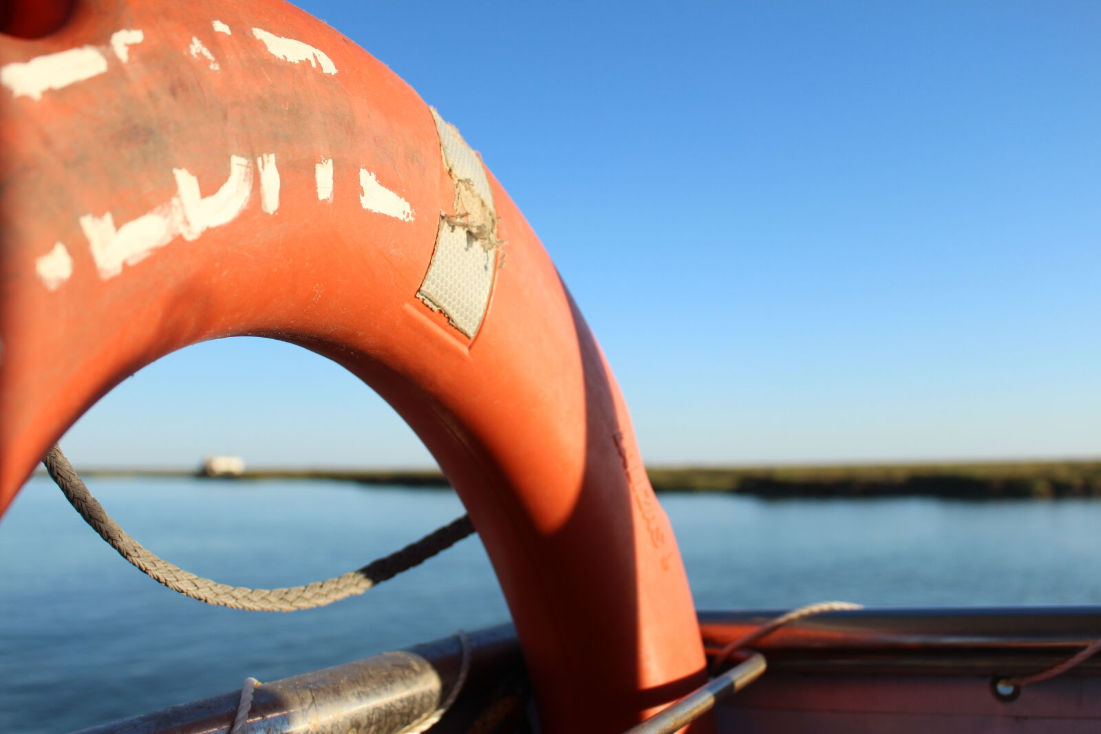 Canon EOS 700D (EOS Rebel T5i / EOS Kiss X7i) sample photo. Blue, blue, sky, boat photography