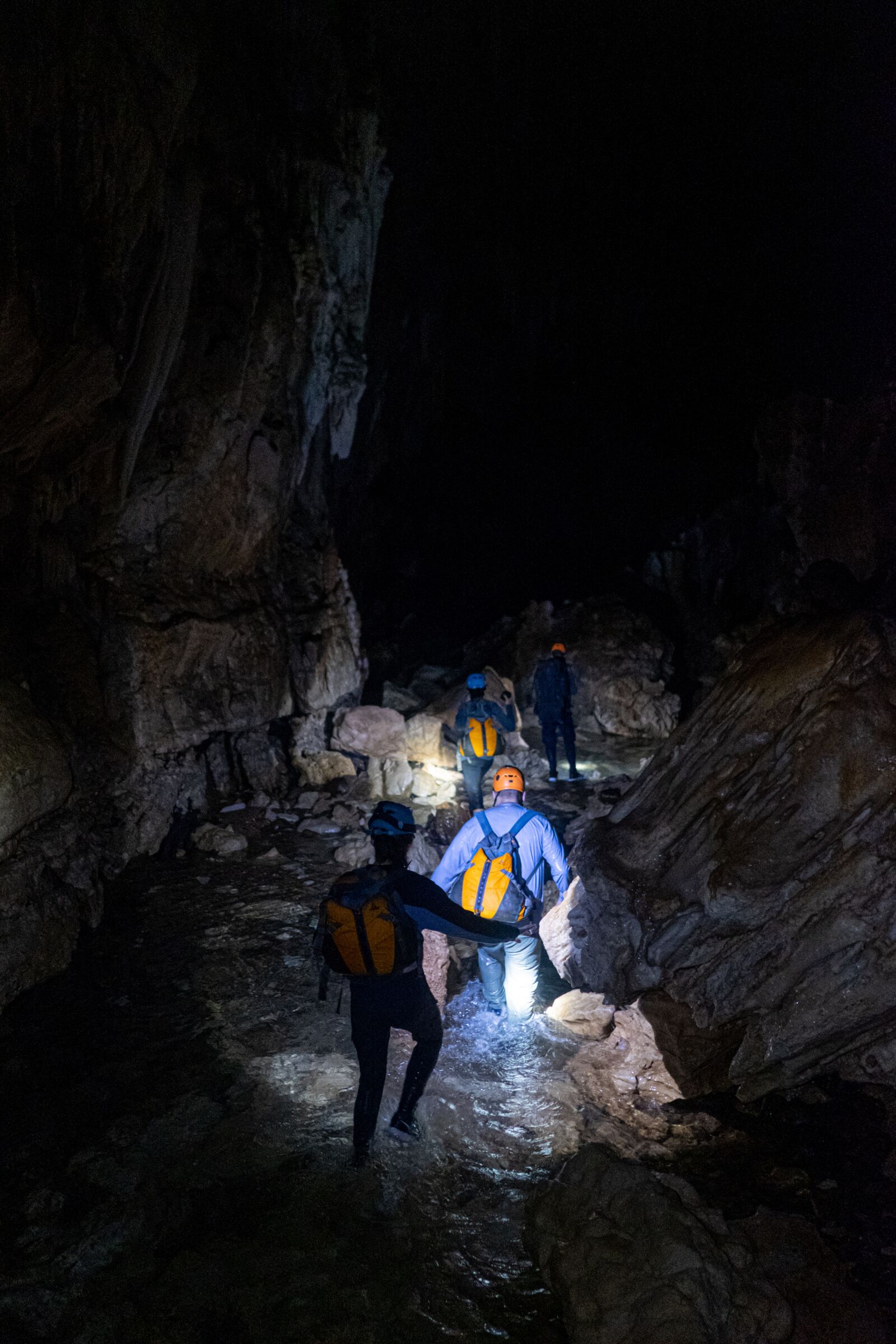 Fujifilm X-T2 sample photo. Cave, expedition, tour photography