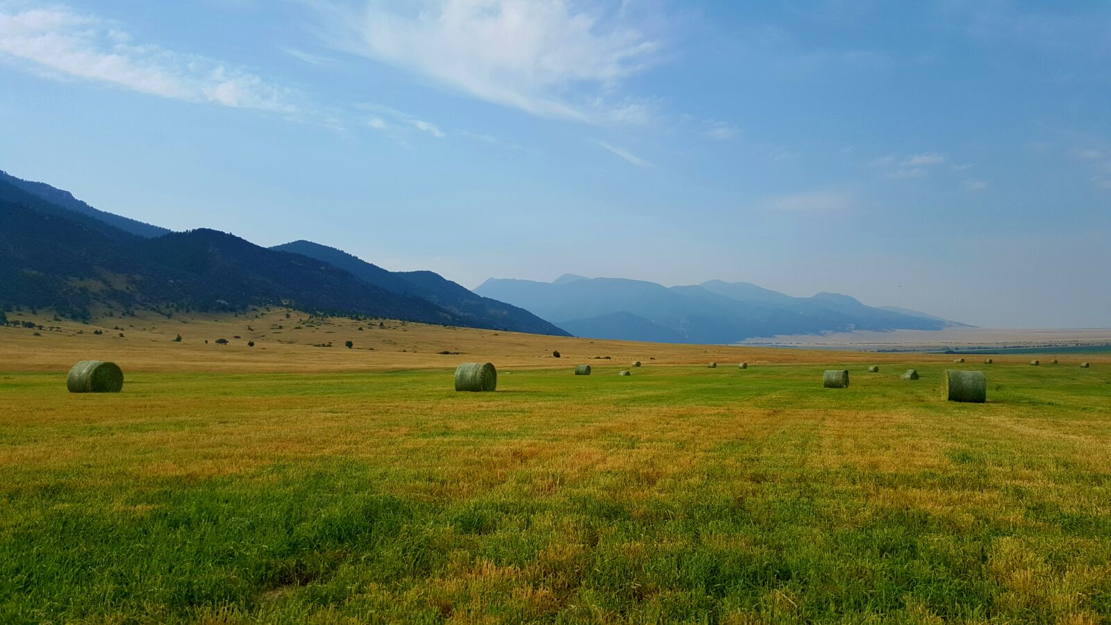 Samsung Galaxy S6 sample photo. Bales, blue, sky, hay photography