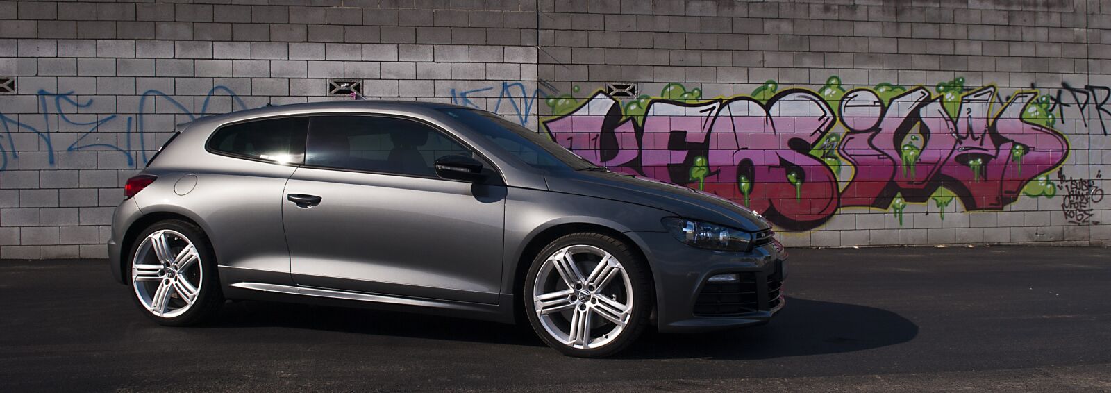Nikon D60 sample photo. Volkswagen, scirocco, graffiti photography