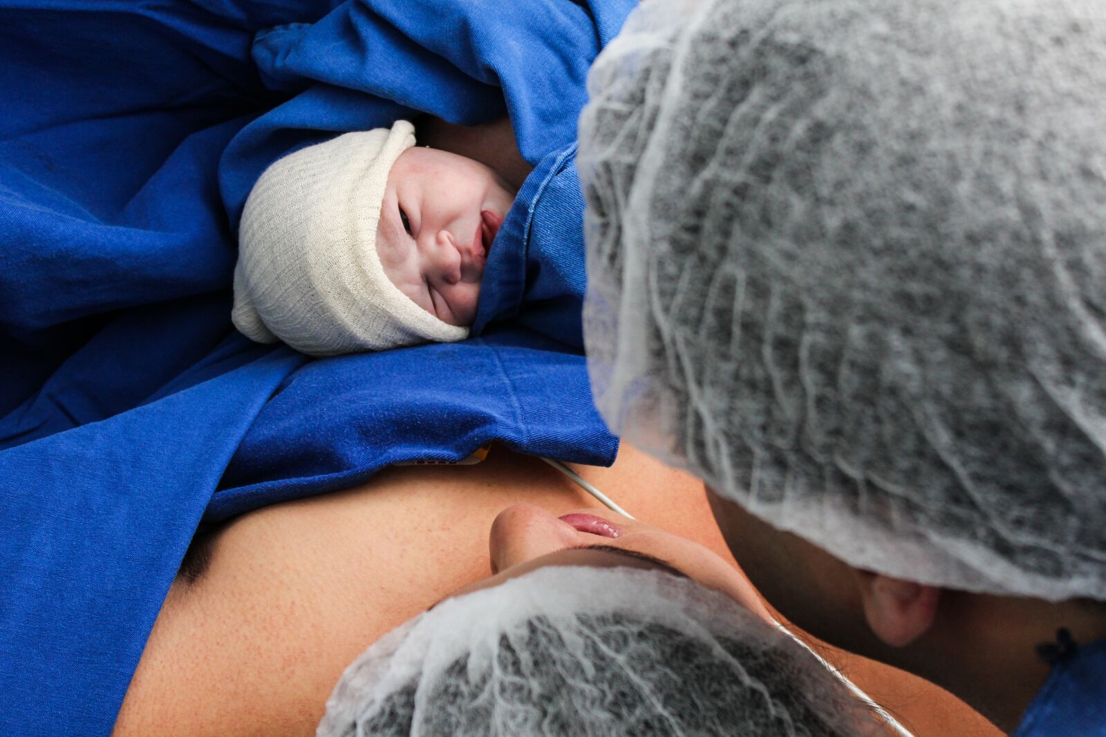 Canon EOS 600D (Rebel EOS T3i / EOS Kiss X5) sample photo. Birth, bebe, newborn photography