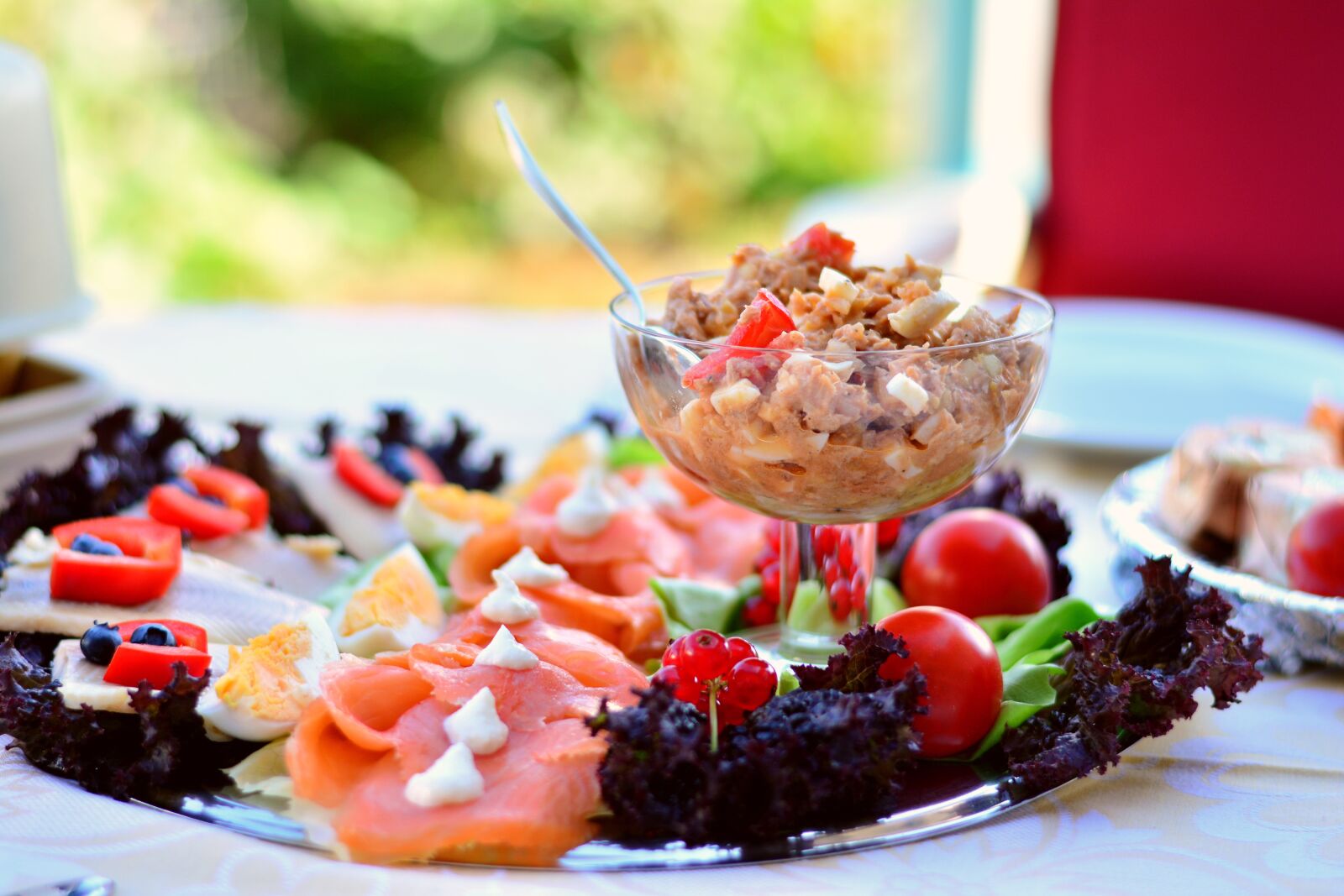 Nikon D5200 sample photo. Fish plate, tuna salad photography