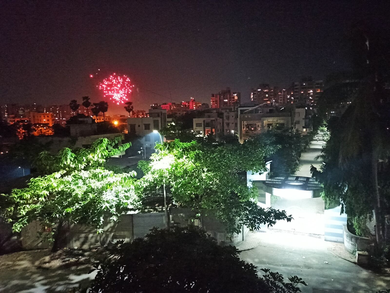 Xiaomi Redmi Note 8 Pro sample photo. City, night, firecrackers photography