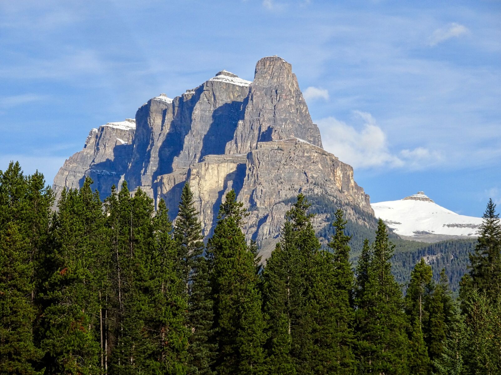 Sony Cyber-shot DSC-HX90V sample photo. Mountain, forest, peak photography