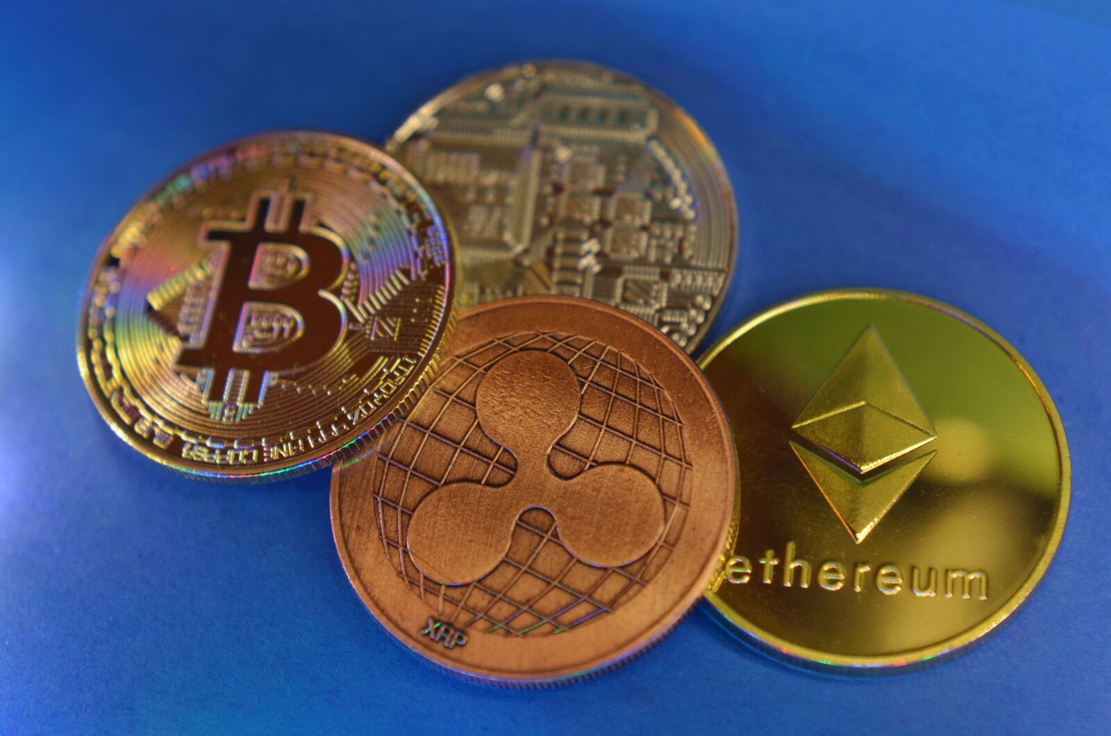 Nikon D7000 sample photo. Coins, cryptocurrency, ripple photography