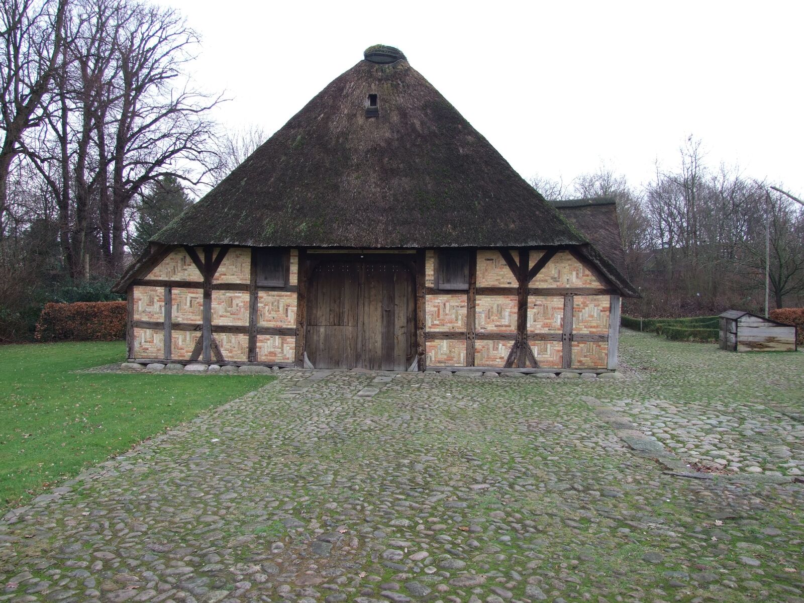 Fujifilm FinePix S6500fd sample photo. Historic house, museum, husum photography