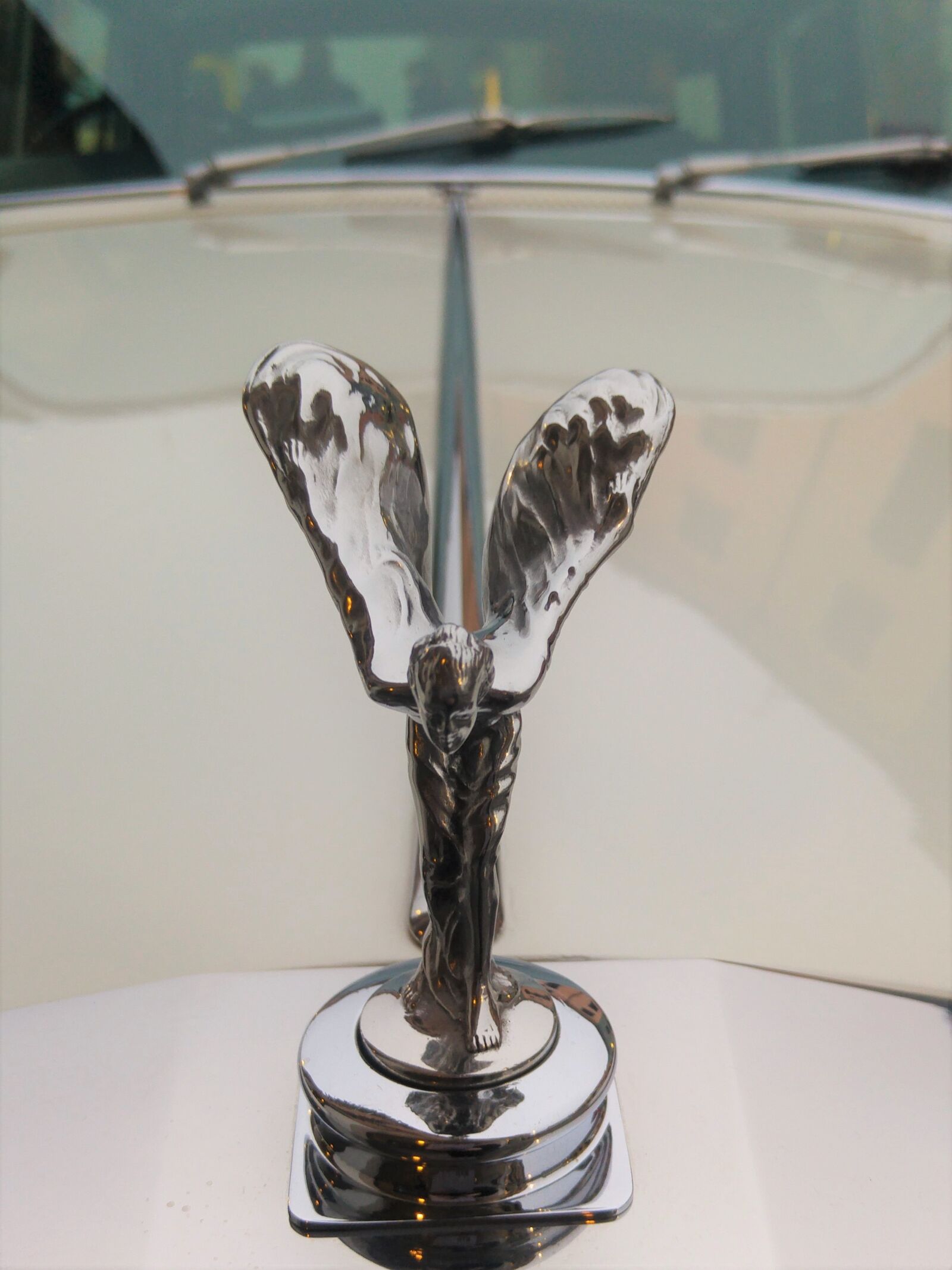 LG G4 sample photo. Rolls royce, victory, symbol photography