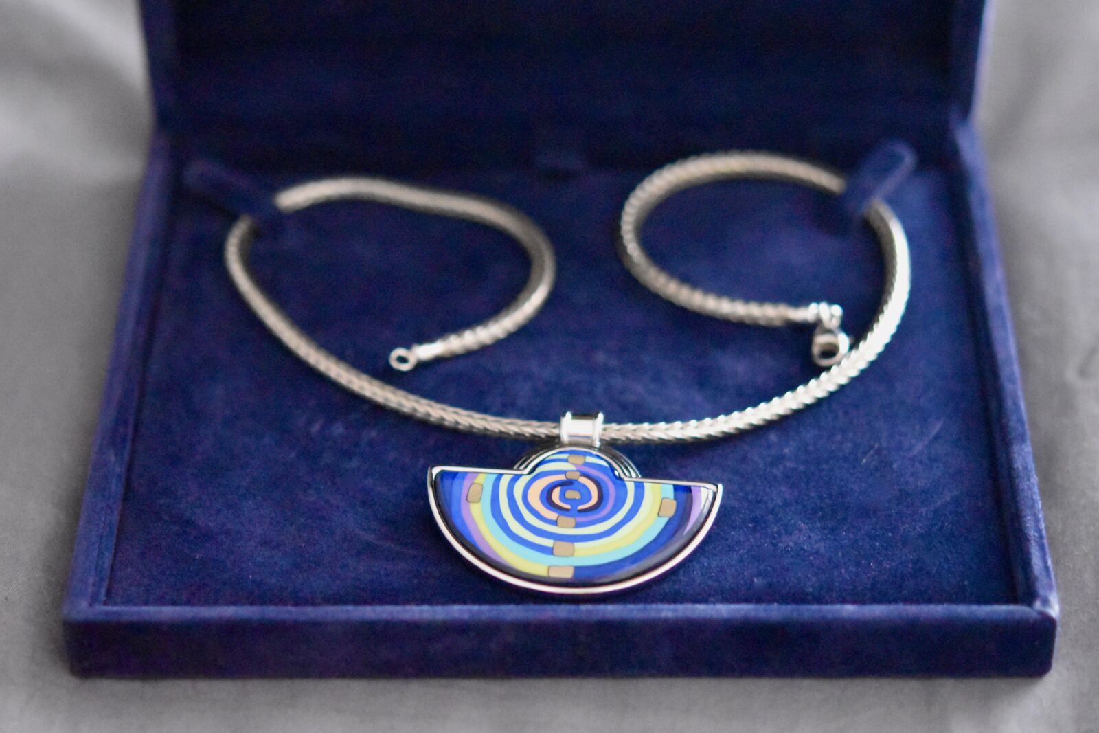 Nikon D5600 sample photo. Necklace, pendant, jewelry photography