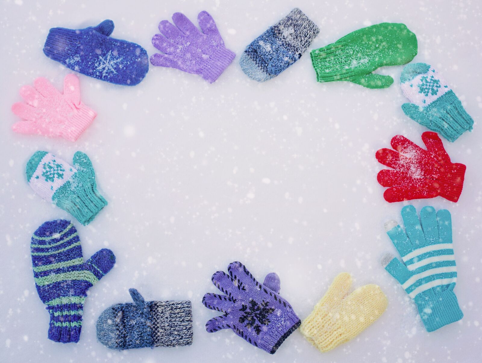 Canon EF 50mm F1.4 USM sample photo. Mittens, border, frame photography