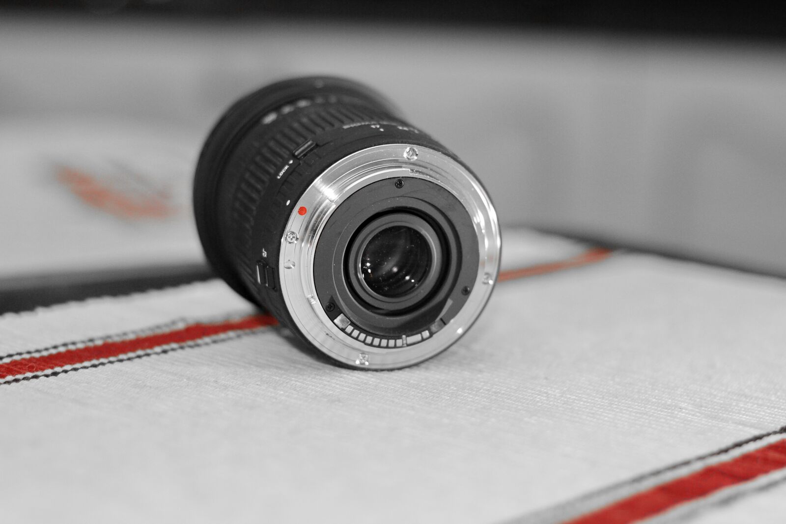 Canon EOS 7D + Canon EF 50mm F1.8 II sample photo. Glass, close-up, focus, digital photography