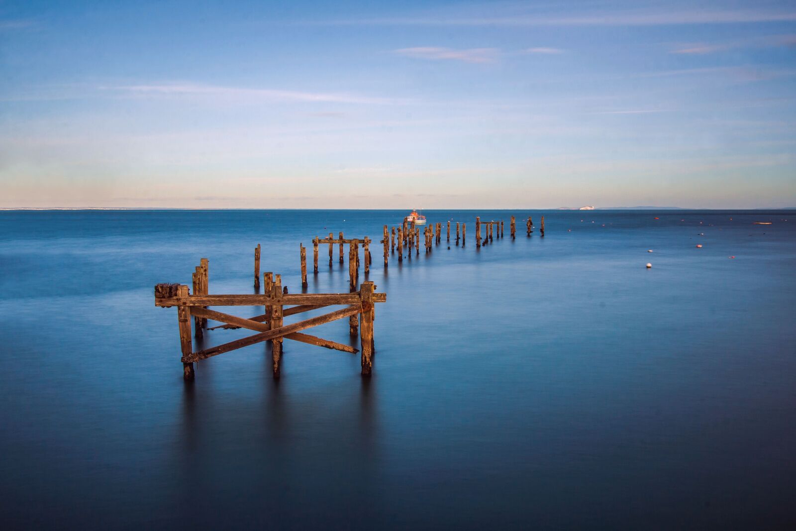 Canon EOS 60D sample photo. Old pier, bay, coast photography