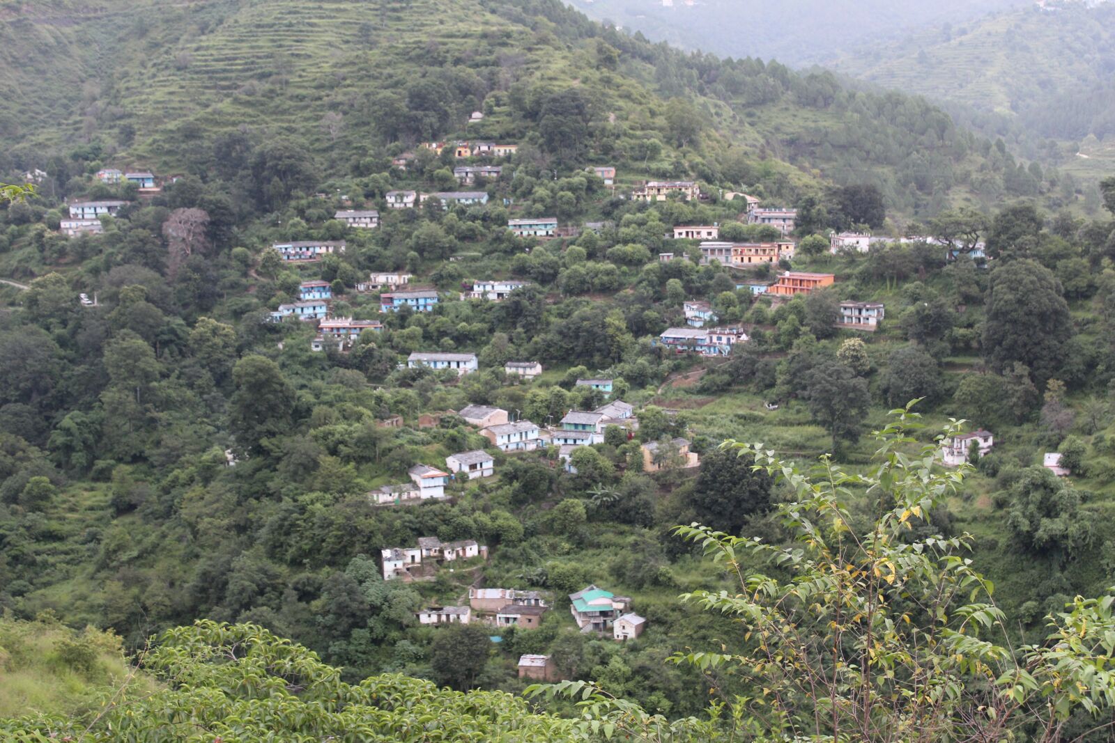 Canon EOS 4000D (EOS Rebel T100 / EOS 3000D) sample photo. Village, uttarakhand, garhwal photography