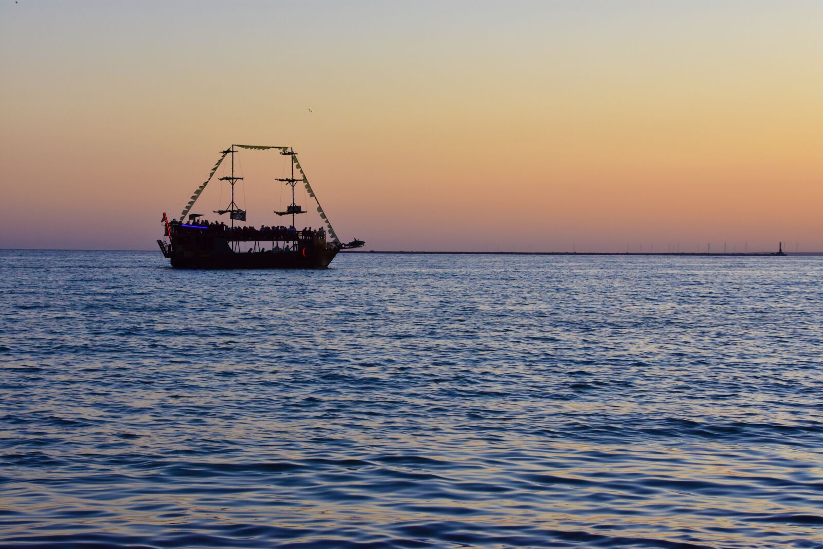 Nikon D3400 sample photo. Sea, ship, sunset photography