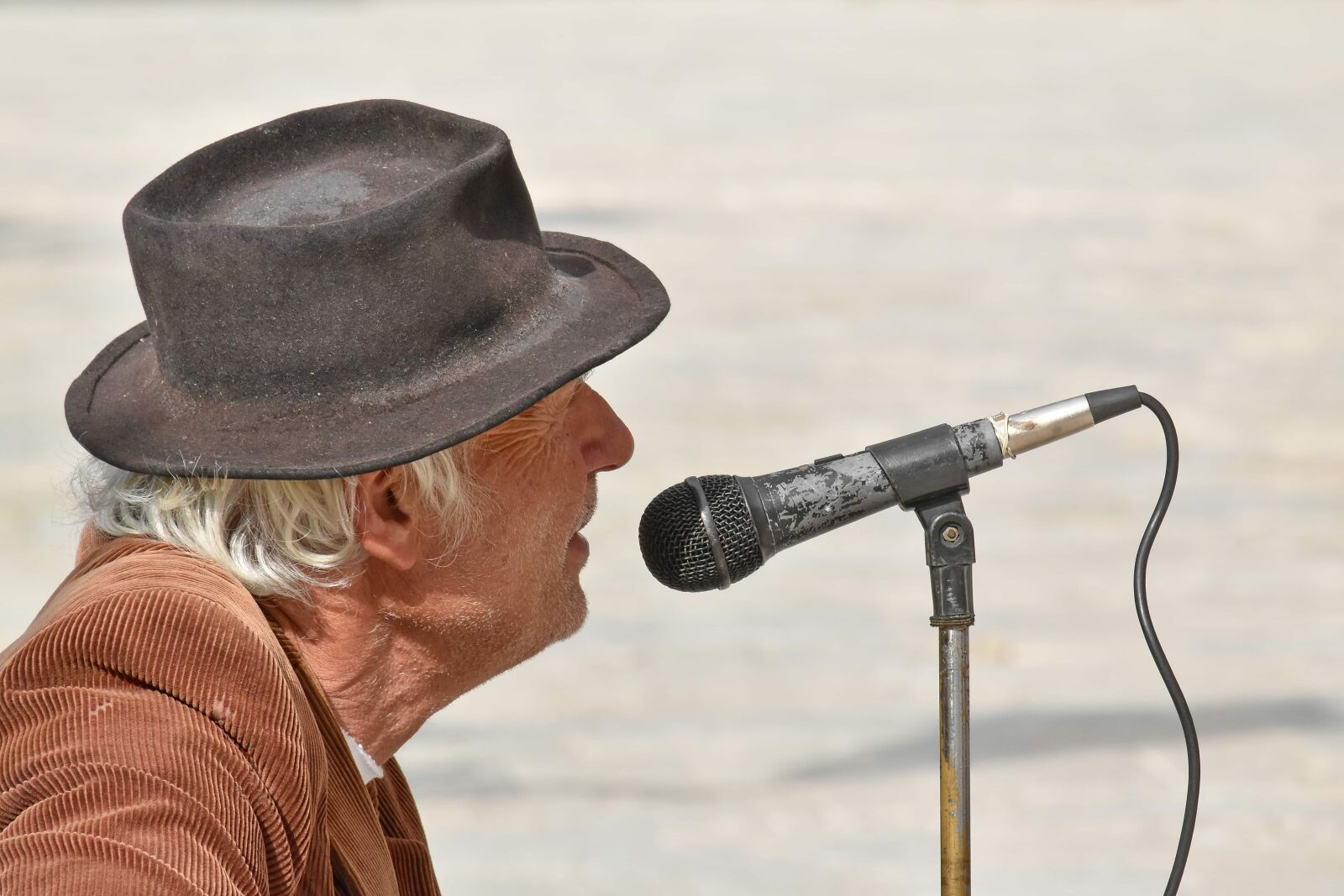 Nikon D5500 sample photo. Microphone, singer, music, man photography