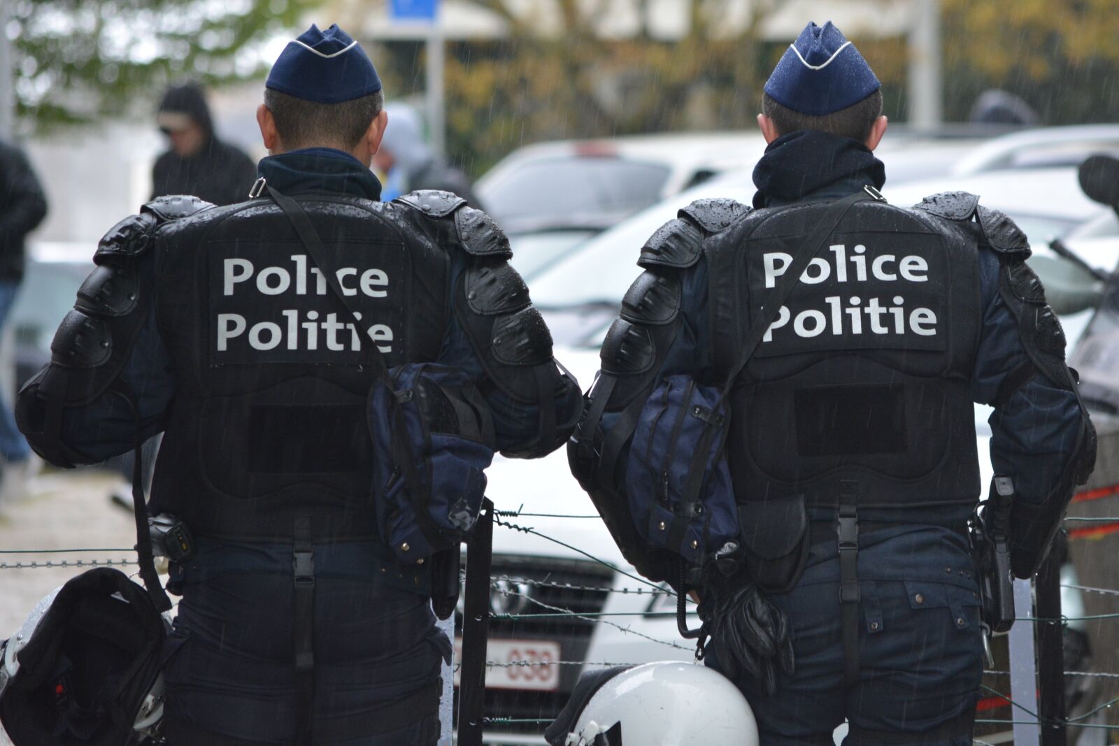 Nikon D5200 sample photo. Police, blue, agent photography