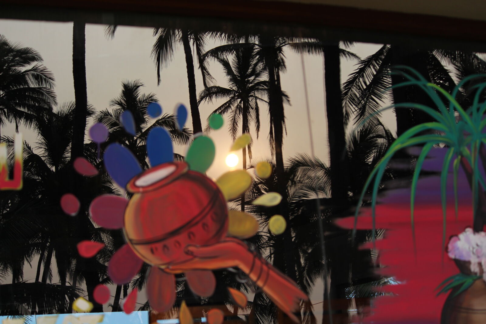 Canon EOS 1300D (EOS Rebel T6 / EOS Kiss X80) sample photo. Glass, painting photography